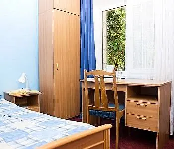 Kozatsky On Antonova Hotel Kyiv