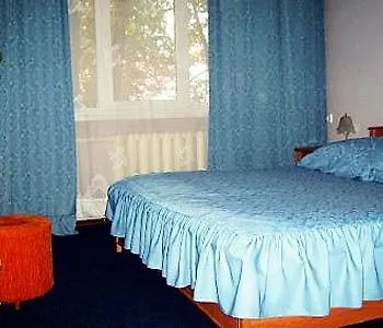 Kozatsky On Antonova Hotel Kyiv 2*,